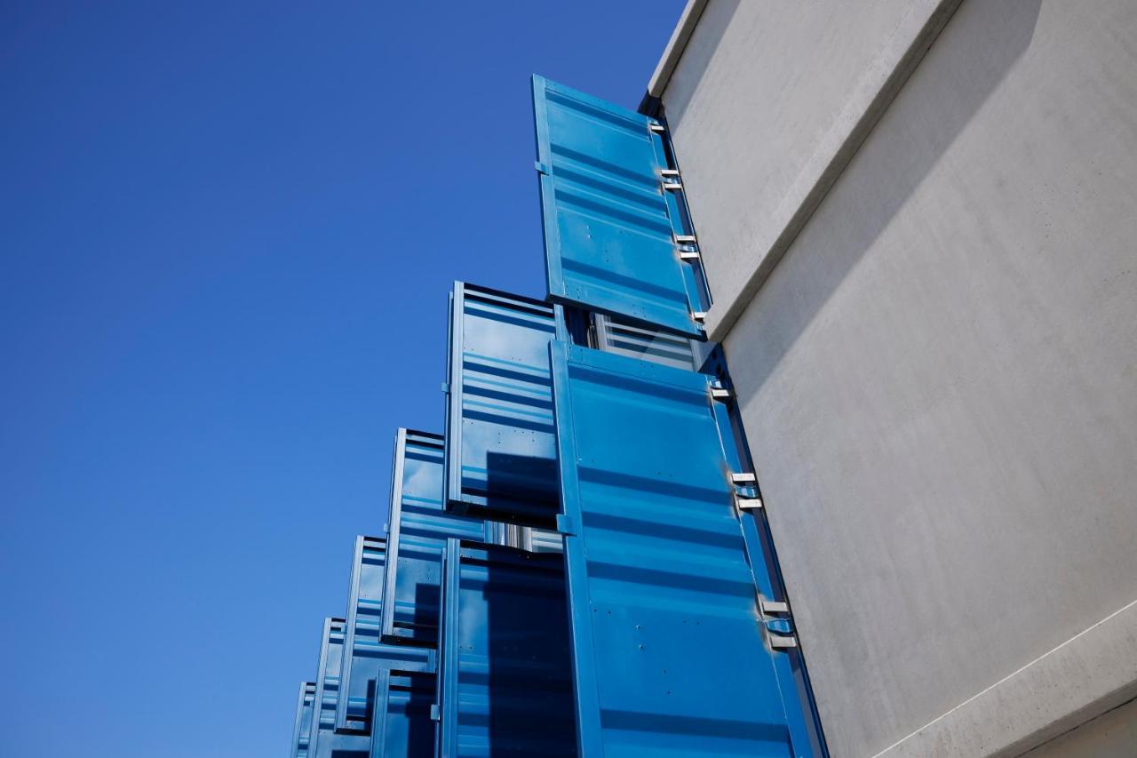 Tin Inn - Erkelenz - Das Hotel Aus Hochwertig Ausgebauten Ueberseecontainern المظهر الخارجي الصورة