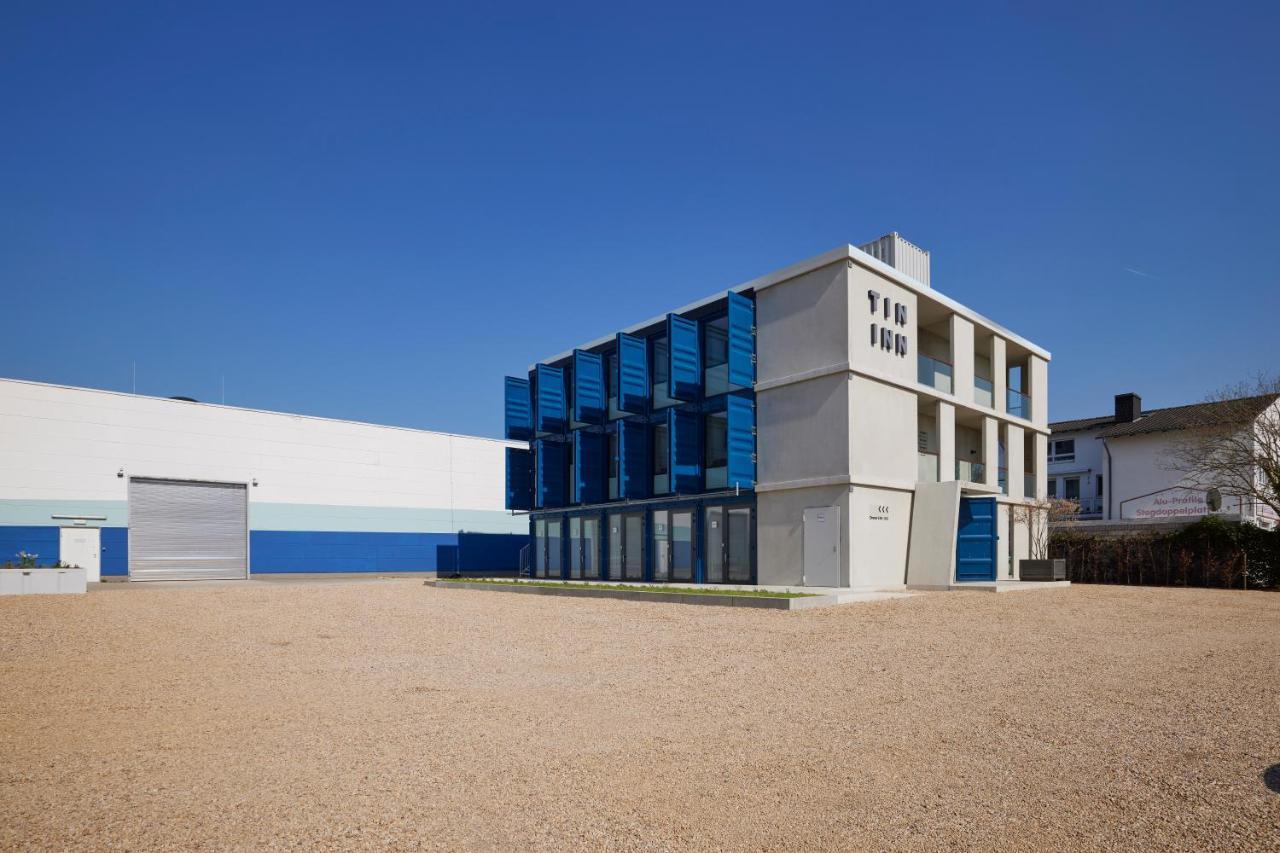 Tin Inn - Erkelenz - Das Hotel Aus Hochwertig Ausgebauten Ueberseecontainern المظهر الخارجي الصورة